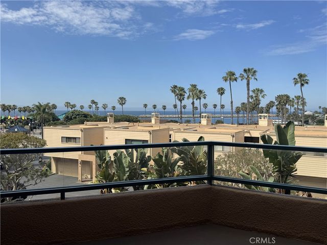 130 The Village 101, Redondo Beach, CA 90277