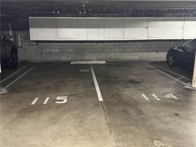 130 The Village 101, Redondo Beach, CA 90277