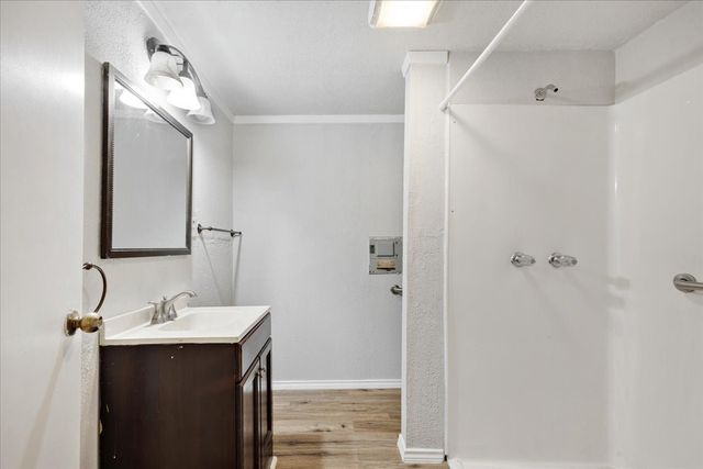 507 N 5th Street, Quinlan, TX 75474