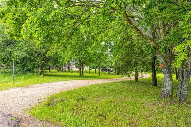 507 N 5th Street, Quinlan, TX 75474