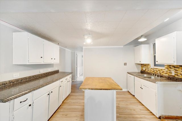507 N 5th Street, Quinlan, TX 75474
