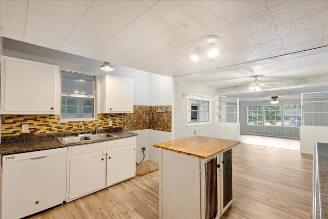 507 N 5th Street, Quinlan, TX 75474