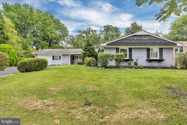 68 THORNHILL LN, Willingborough, NJ 08046