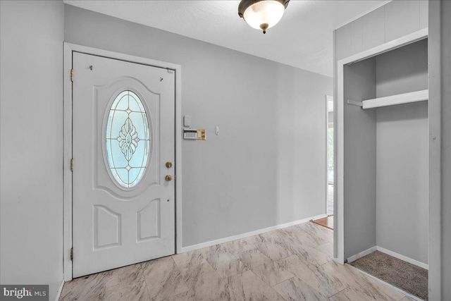 68 THORNHILL LN, Willingborough, NJ 08046