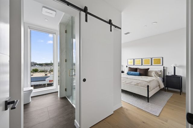40 William Kelly Sq 502, Boston, MA 02128