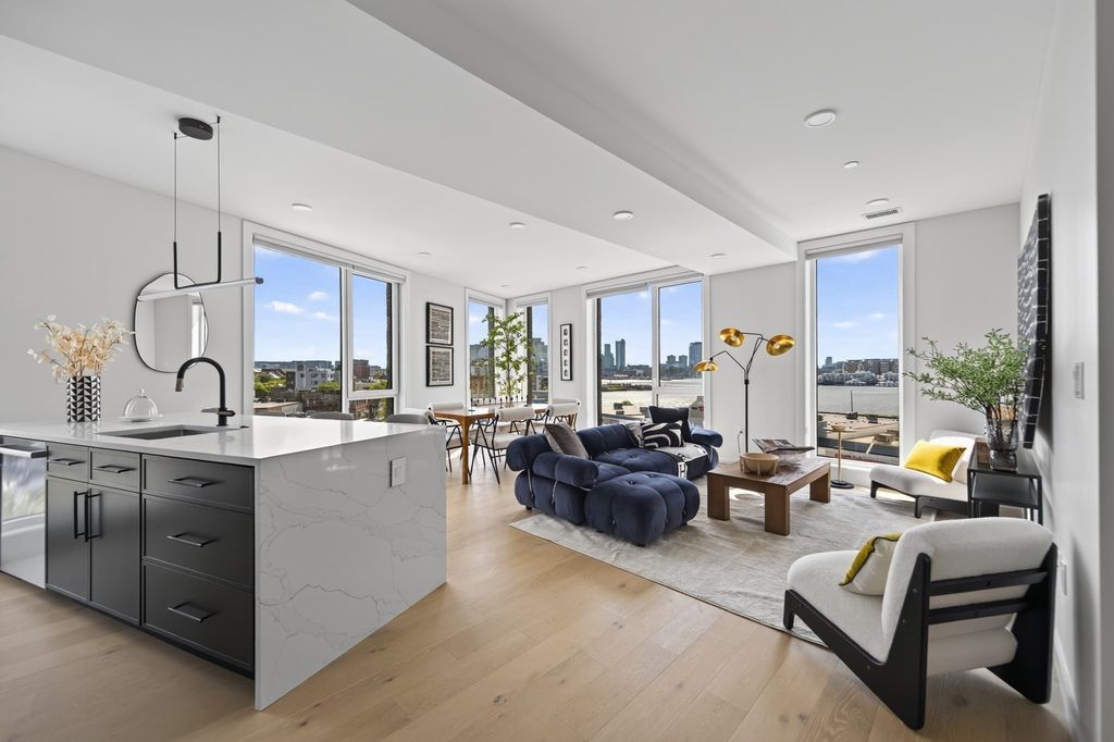 40 William Kelly Sq 502, Boston, MA 02128