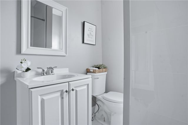 79 Bellevue Avenue, Warwick, RI 02888