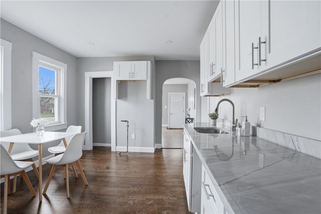 79 Bellevue Avenue, Warwick, RI 02888