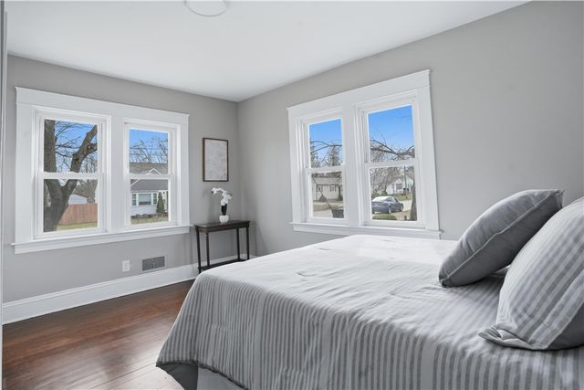 79 Bellevue Avenue, Warwick, RI 02888