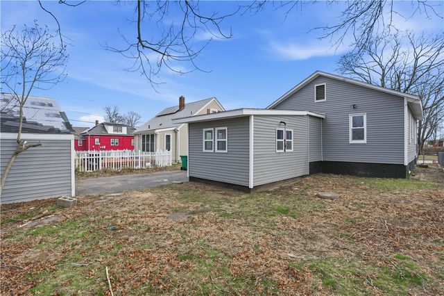 79 Bellevue Avenue, Warwick, RI 02888