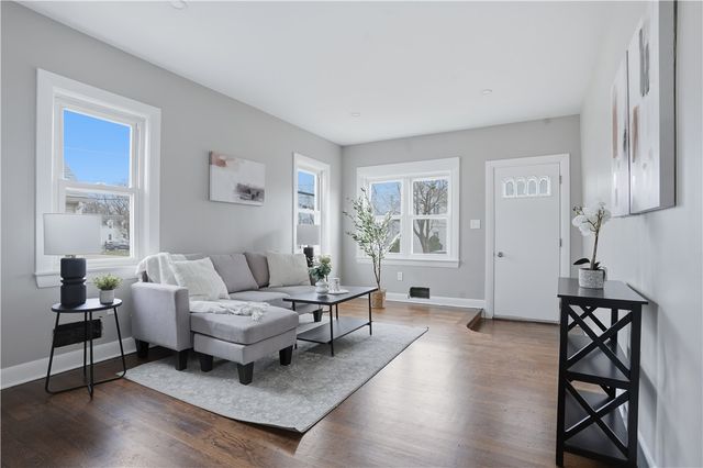 79 Bellevue Avenue, Warwick, RI 02888