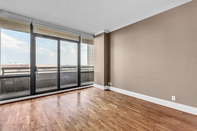 14 Greenway Plaza 9O, Houston, TX 77046
