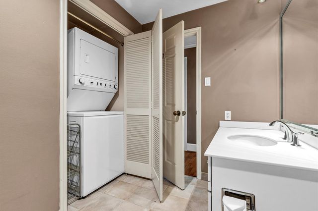 14 Greenway Plaza 9O, Houston, TX 77046