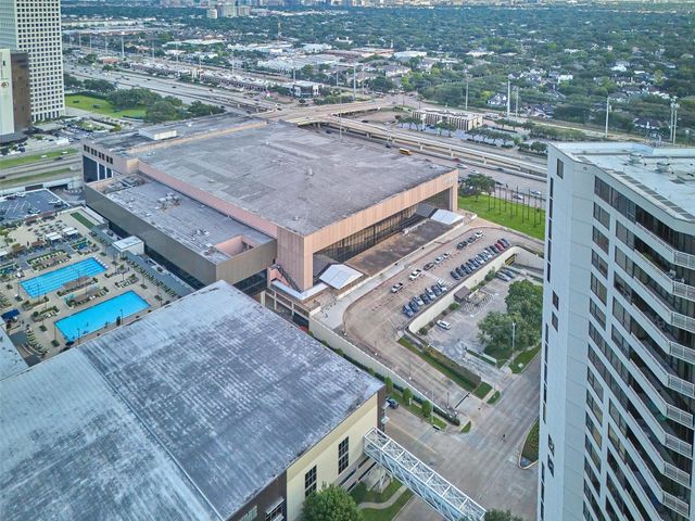 14 Greenway Plaza 9O, Houston, TX 77046
