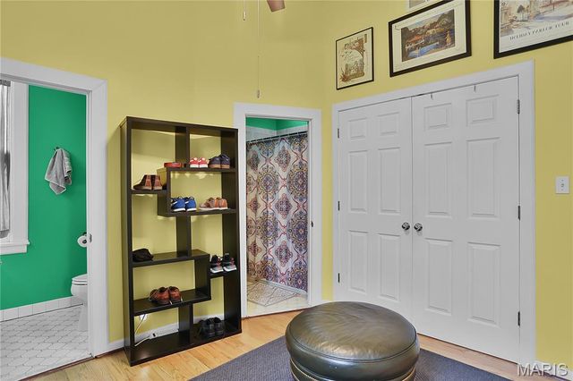 1919 Hickory Street, St Louis, MO 63104