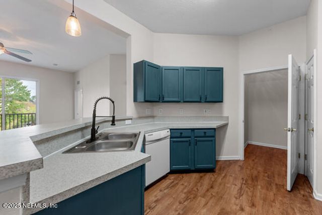 785 OAKLEAF PLANTATION Parkway, 833, Orange Park, FL 32065