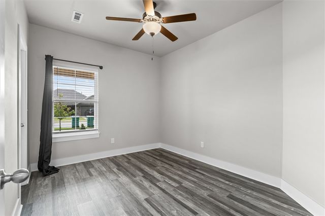 889 Fair Oaks Street, Tontitown, AR 72762