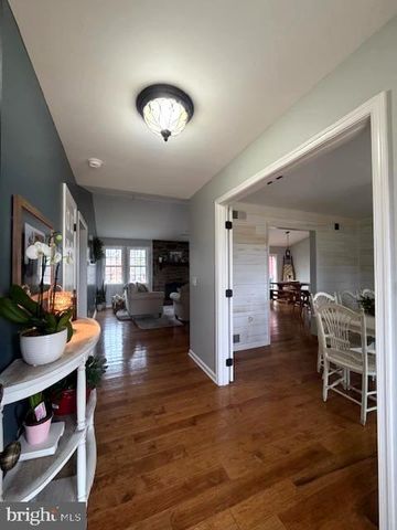 1156 PROVIDENCE CHURCH RD, Hedgesville, WV 25427