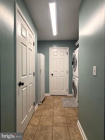 1156 PROVIDENCE CHURCH RD, Hedgesville, WV 25427