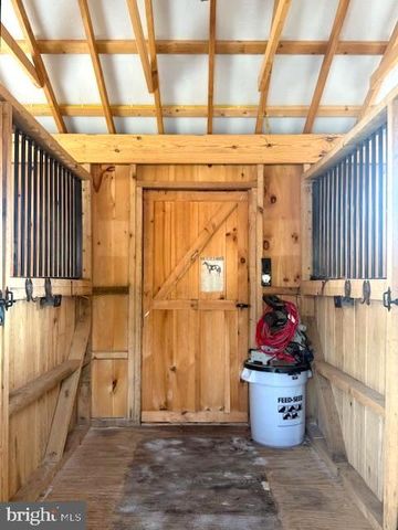 1156 PROVIDENCE CHURCH RD, Hedgesville, WV 25427