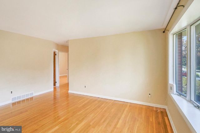7 GREENRIDGE RD, Newark, DE 19711