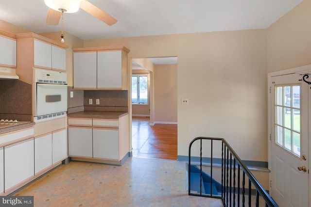 7 GREENRIDGE RD, Newark, DE 19711
