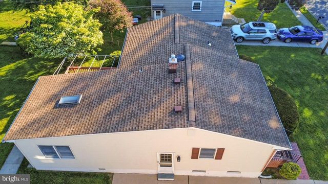 7 GREENRIDGE RD, Newark, DE 19711