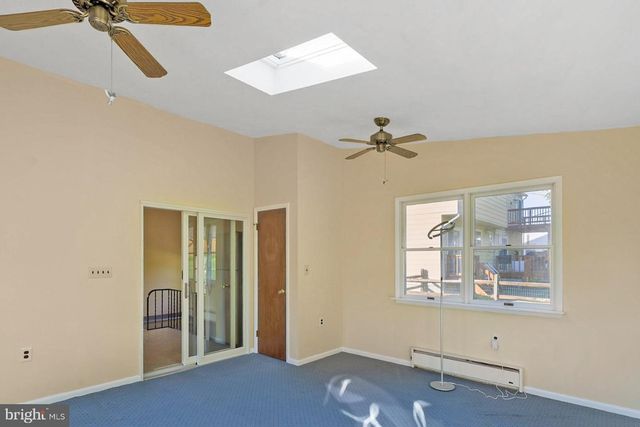 7 GREENRIDGE RD, Newark, DE 19711