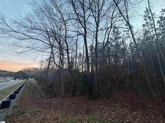 38 Old Plantation Road, Travelers Rest, SC 29690