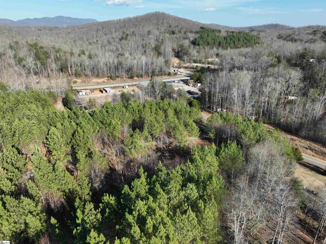 38 Old Plantation Road, Travelers Rest, SC 29690