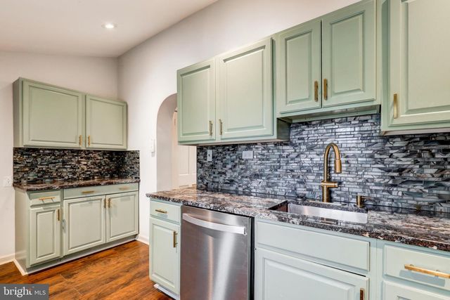 1218 W AIRY ST, Norristown, PA 19401