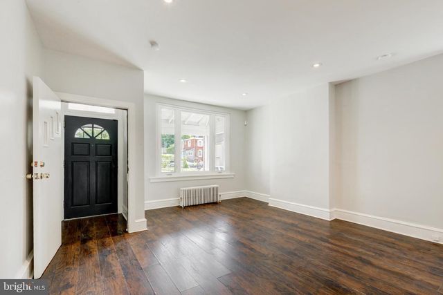 1218 W AIRY ST, Norristown, PA 19401