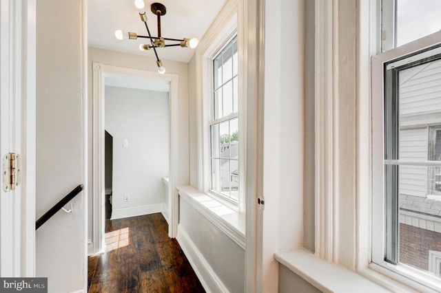 1218 W AIRY ST, Norristown, PA 19401