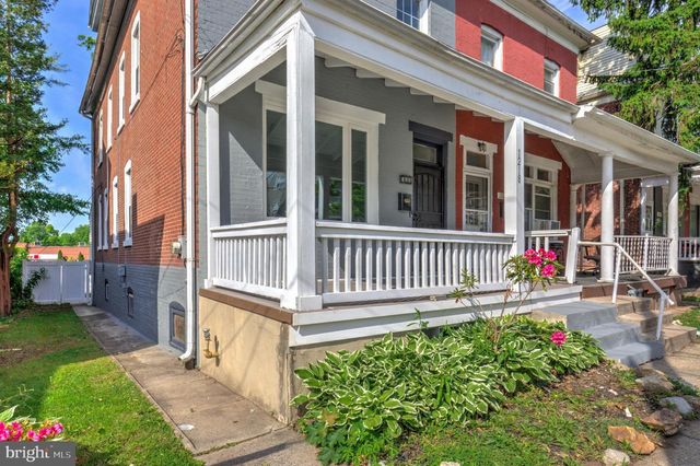 1218 W AIRY ST, Norristown, PA 19401