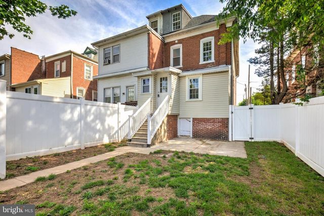 1218 W AIRY ST, Norristown, PA 19401