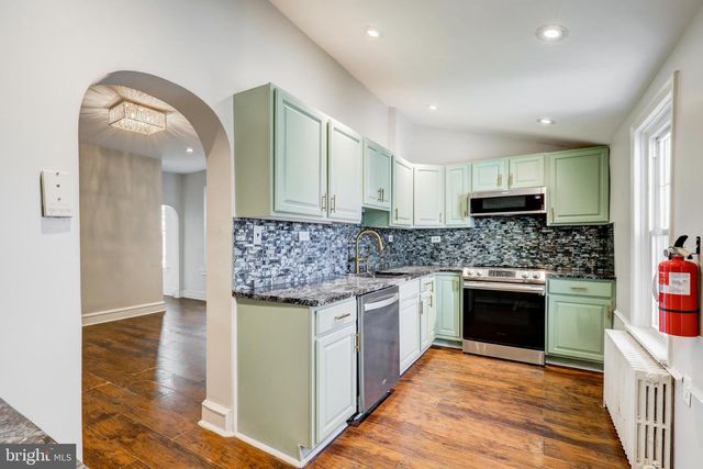 1218 W AIRY ST, Norristown, PA 19401