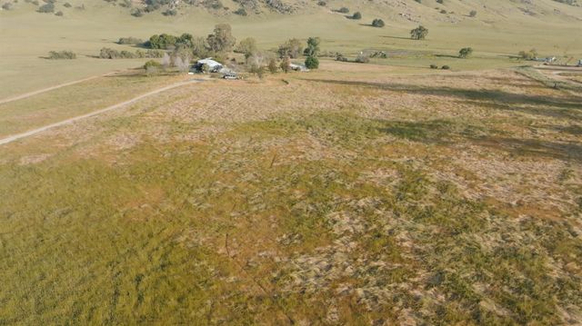 20351 Thermal Road, Sanger, CA 93657