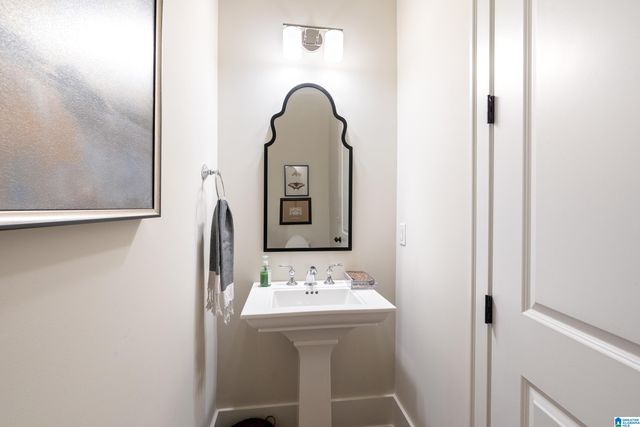 2520 SCARLET LANE, Hoover, AL 35242