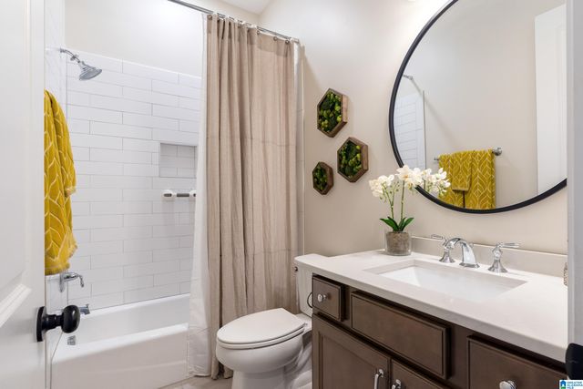 2520 SCARLET LANE, Hoover, AL 35242