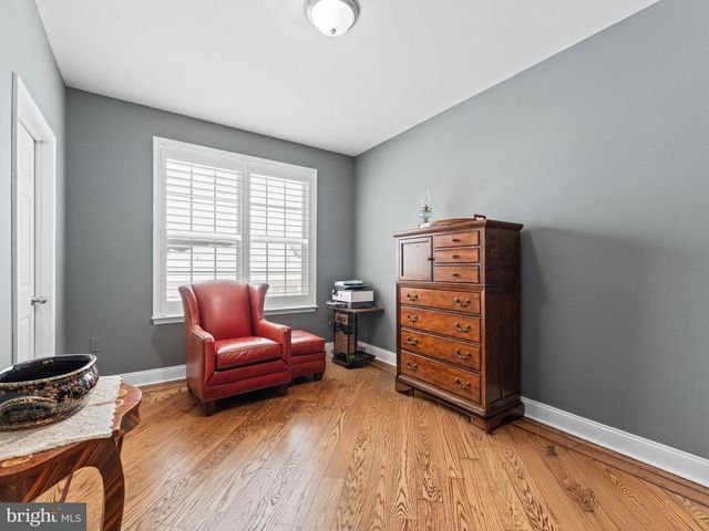 2677 FOXGLOVE LN, Philadelphia, PA 19116