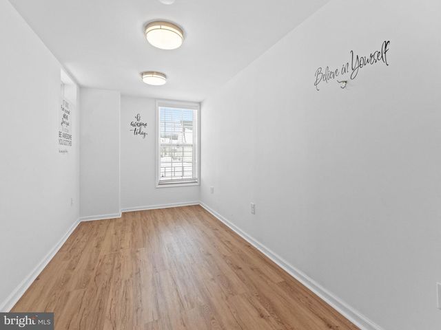 2677 FOXGLOVE LN, Philadelphia, PA 19116