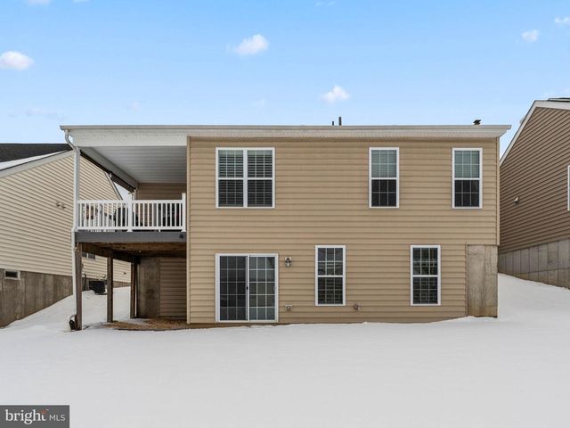 2677 FOXGLOVE LN, Philadelphia, PA 19116