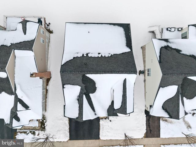 2677 FOXGLOVE LN, Philadelphia, PA 19116