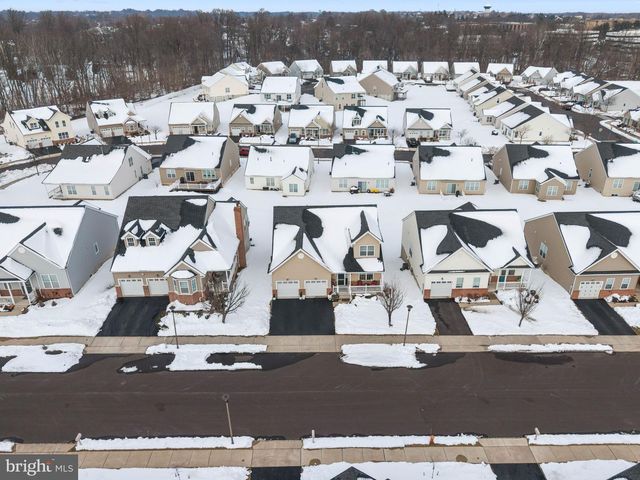 2677 FOXGLOVE LN, Philadelphia, PA 19116