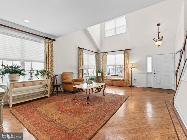 2677 FOXGLOVE LN, Philadelphia, PA 19116