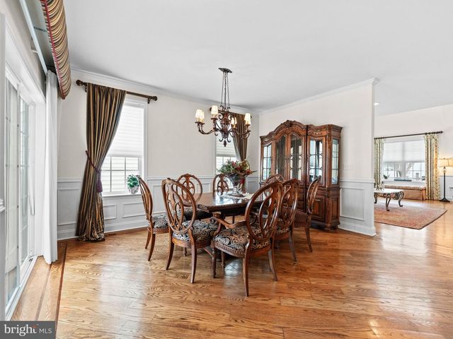 2677 FOXGLOVE LN, Philadelphia, PA 19116