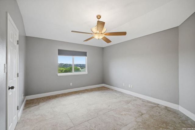 21810 Goldcrest, San Antonio, TX 78260