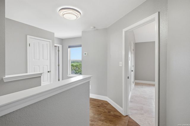 21810 Goldcrest, San Antonio, TX 78260