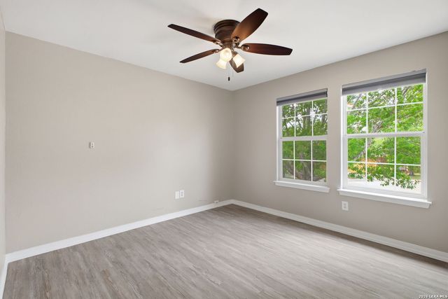 21810 Goldcrest, San Antonio, TX 78260