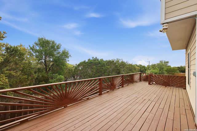 21810 Goldcrest, San Antonio, TX 78260